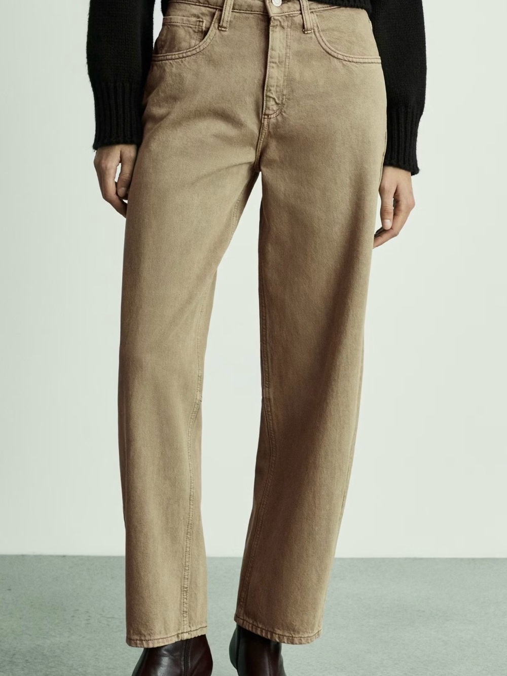 NWT Mango High-Rise balloon jeans size 6